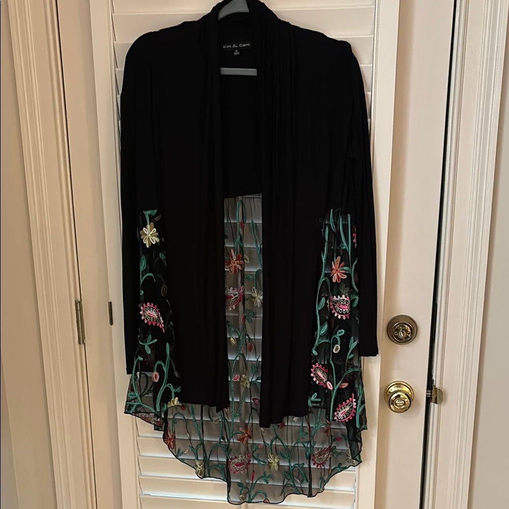 Kim & Cami black and floral tulle sweater